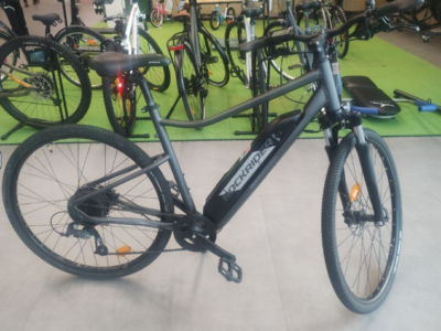 VTC électrique Riverside 520E – Très bon état