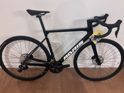 Vélo ADRIS Le Rouleur Carbone Shimano 105 Di2 12V
