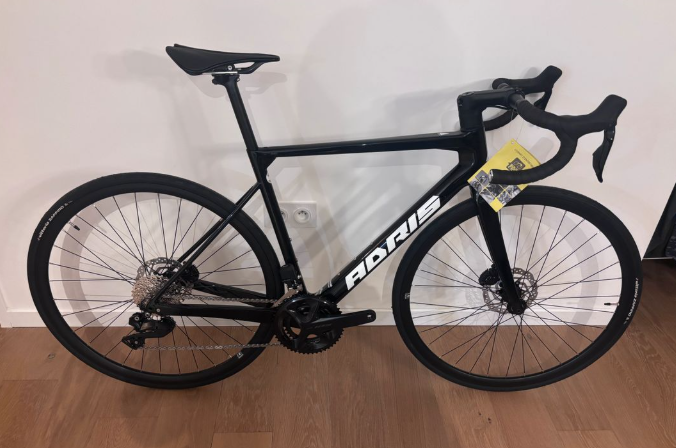 Vélo ADRIS Le Rouleur Carbone Shimano 105 Di2 12V