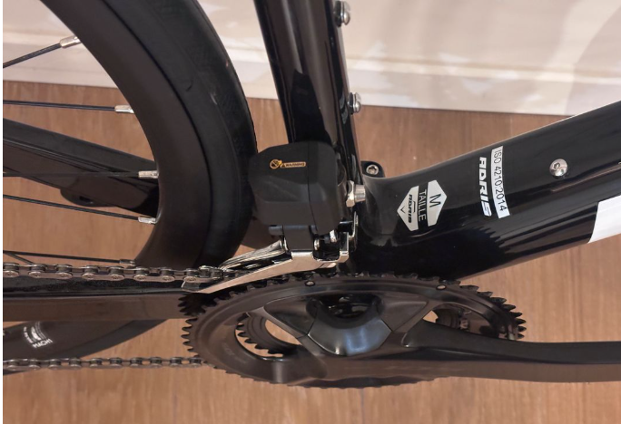 Vélo ADRIS Le Rouleur Carbone Shimano 105 Di2 12V