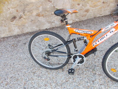 vend vtt vtc a-bikes lliance 2024 26p et 21v freins a disques